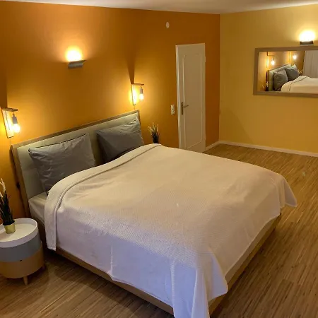 Moderne Ferienwohnung Nahe Swr Und Golfplatz Baden-Baden Extérieur photo
